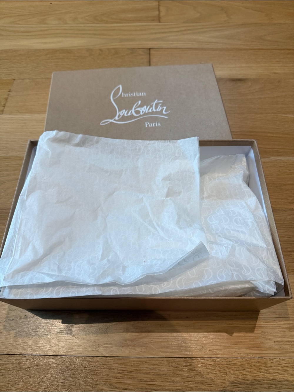 Christian Louboutin Beige Shoe Box! - Picture 6 of 6